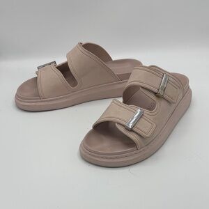 Alexander McQueen Slip-On Chunky Women's Hybrid Slide in Tea Rose - Size 39 EU